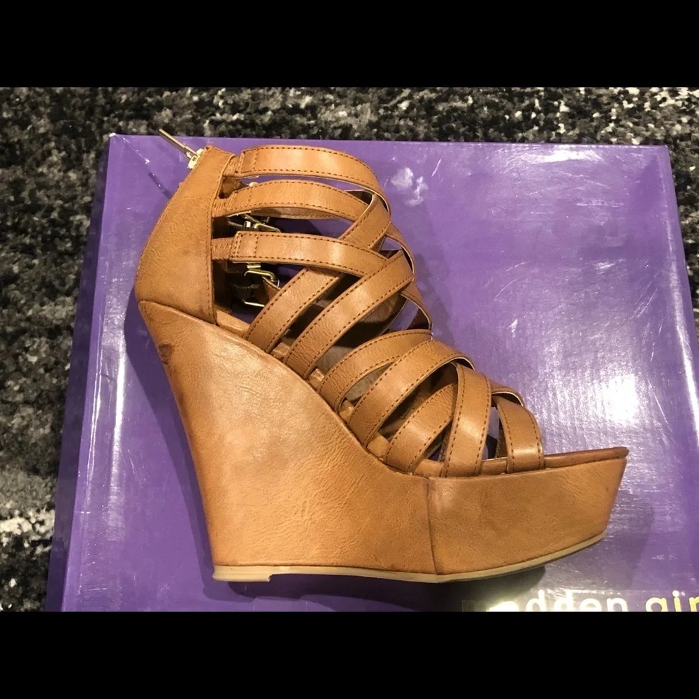 Kendall + Kylie Madden Girl Wedges